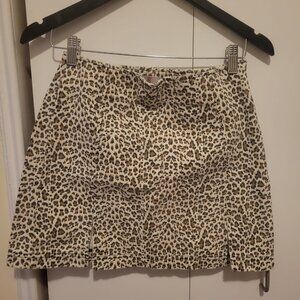 Leopard print mini skirt with slits size small